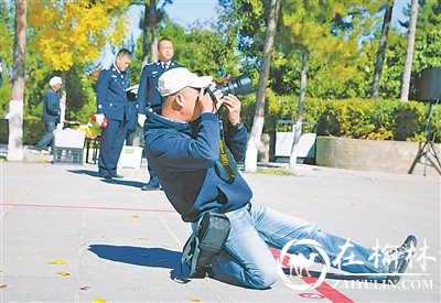 榆林市交警支队宣传科辅警姜飞：用镜头记录风采