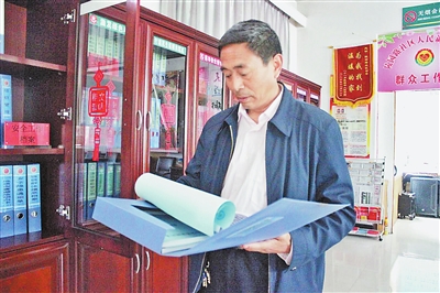 神木市陵园路社区瑞泰小区业委会副主任訾尚德：退伍不褪色 社区献余热