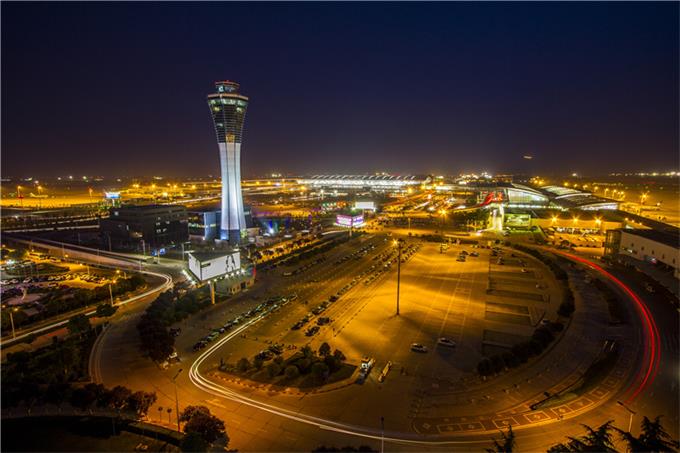 西北空管局搭建西安咸阳机场塔台多画面协同处理大屏侧记