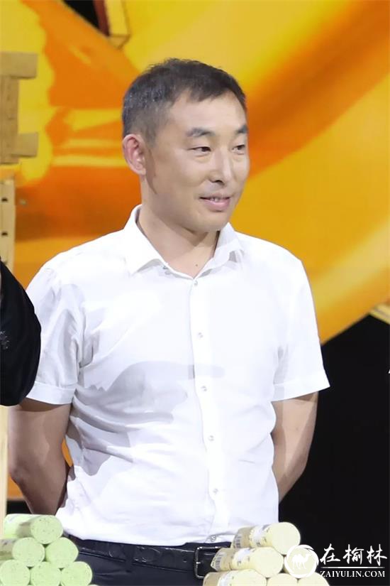 吴堡县十佳创业青年、张家山村第一书记孔政：真心为民办实事