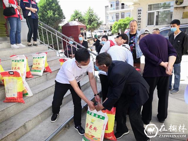 榆阳区鼓楼街道红文昌楼社区举办“全国助残日”主题活动