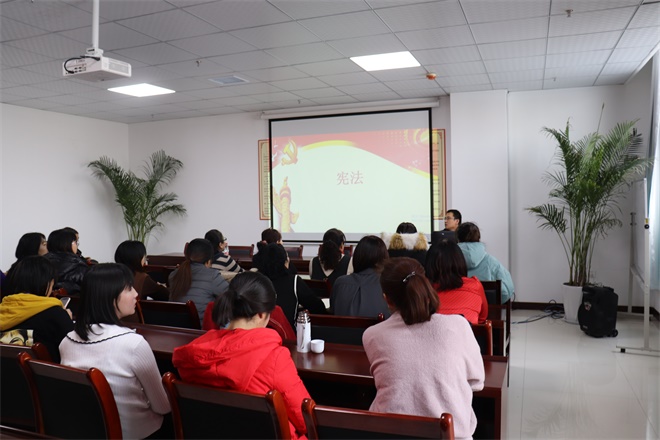 沙河路街道阳光城社区开展学习《宪法》活动