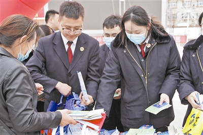 定边县有力有序推进政法队伍教育整顿——忠诚担当锻铁军