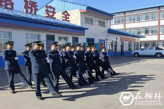 神木市碾房峁治超站积极开展冬训 打造治超纪律铁军