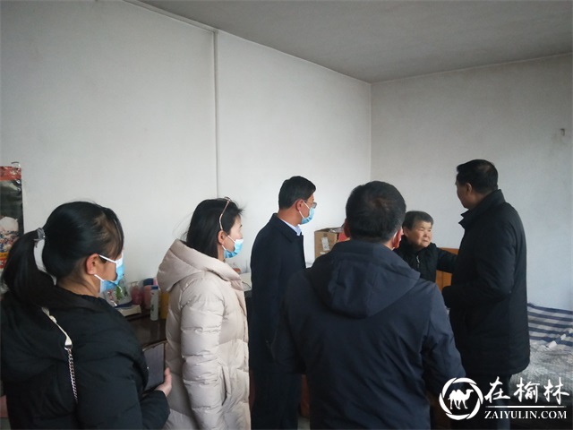 榆阳区驼峰路街道开展“敲门行动”:严守岁末年初“安全关”