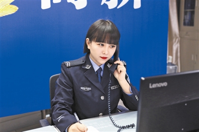 警营中绽放的“铿锵玫瑰” ——榆林市公安女民警的巾帼风采