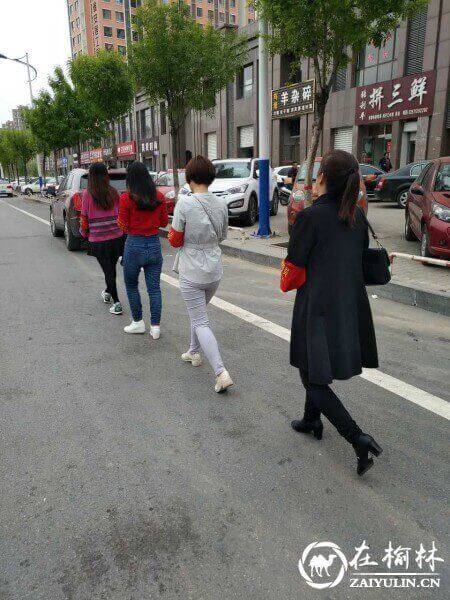 榆阳区金榆社区：&ldquo;红袖章&rdquo;织起辖区安全防护网