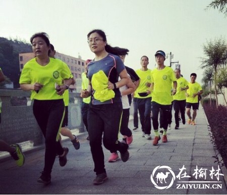 横山健跑团举行迎“七一”健跑活动