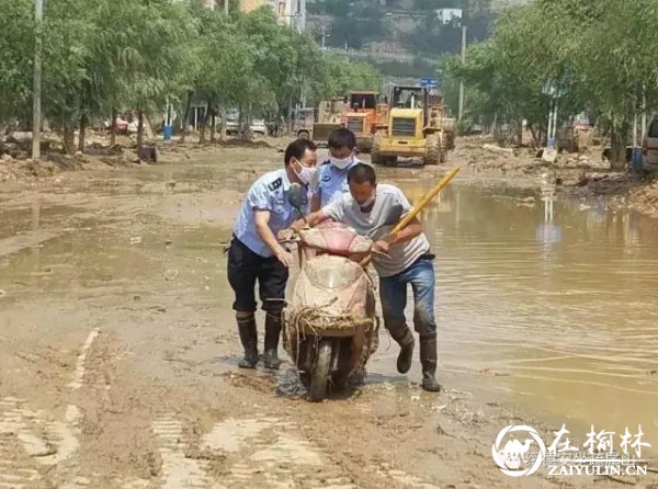 绥德辛店派出所民警：无愧于神圣的警徽