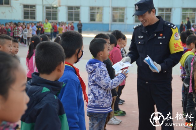 陕西黄陵铁警：坚守只为万家团圆