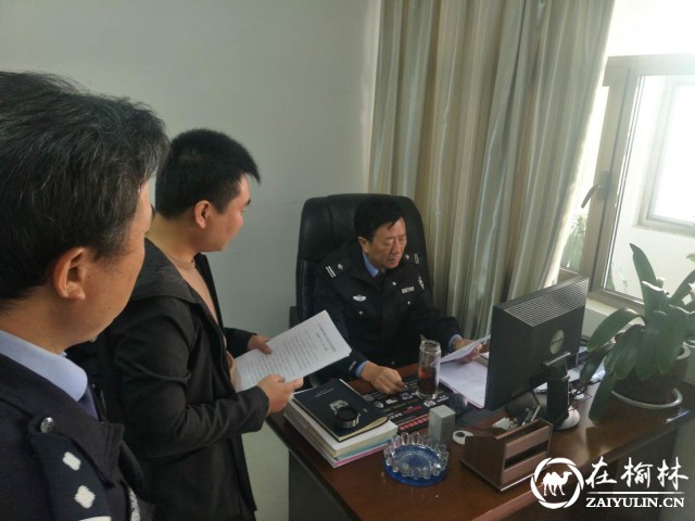 靖边交警约谈校车驾驶人 牢筑校车安全管理防线