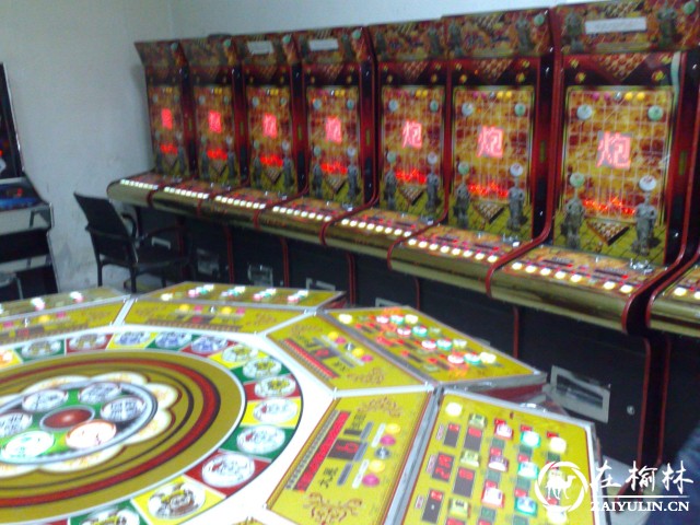 靖边公安成功捣毁一暗藏于烧烤店内的游戏机赌博窝点