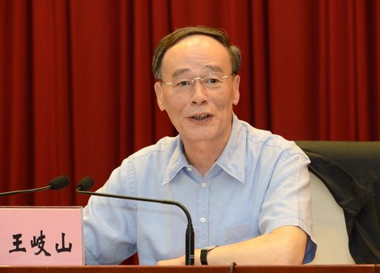 云霞：让干部&ldquo;不敢腐&rdquo;要多做少说