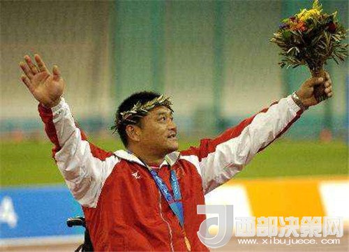 大爱无疆&mdash;&mdash;奥运冠军范良退役不褪色