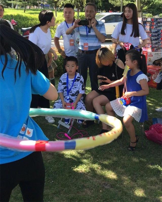 2018浐灞大唐社区文化体育节在浐灞城市广场拉开帷幕