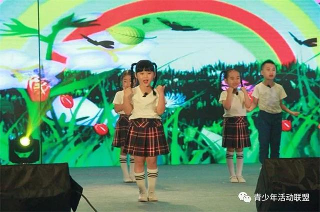 &ldquo;桃李芬芳 华艺新承&rdquo;艺术盛典暨华艺新承2018国际青少年艺术节完美谢幕