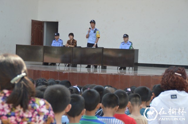 开学季！延安铁警走进中小学 讲好开学平安校园第一课