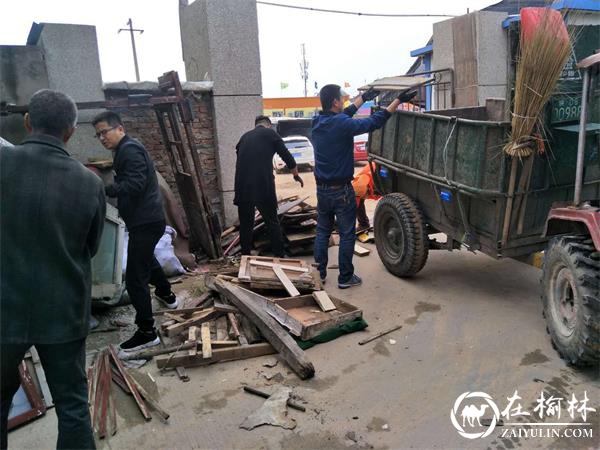 榆阳区长虹路社区开展环境卫生大整治活动