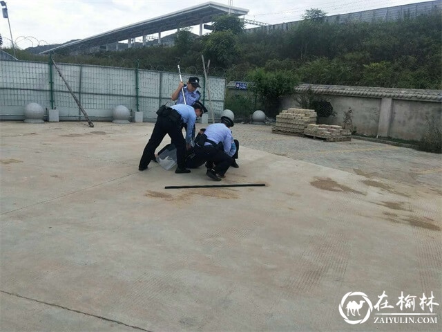 延安黄陵铁警开展反恐拉练提升一线民警应急处突能力