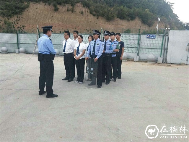 延安黄陵铁警开展反恐拉练提升一线民警应急处突能力