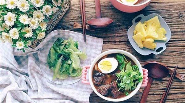 李咏病逝刷屏 康惠益佳提醒您：保卫健康 从一枚鸡蛋开始！