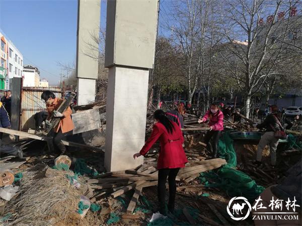 榆阳区长虹路社区开展&ldquo;坚持党建引领 助推文明创建&rdquo;活动