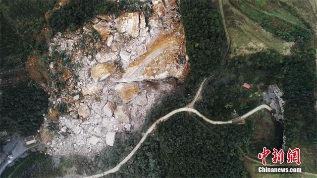 四川兴文5.7级地震 入户查核灾情等工作全面展开