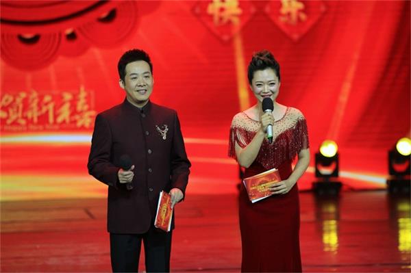 金骆驼体育董事长焦诒棽荣获2018感动陕西教育突出贡献人物奖