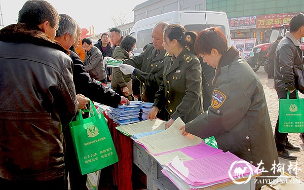 榆阳区农机安全监理站积极参加科技、文化、卫生“三下乡”活动