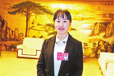樊瑛代表：努力打造红色旅游教育基地