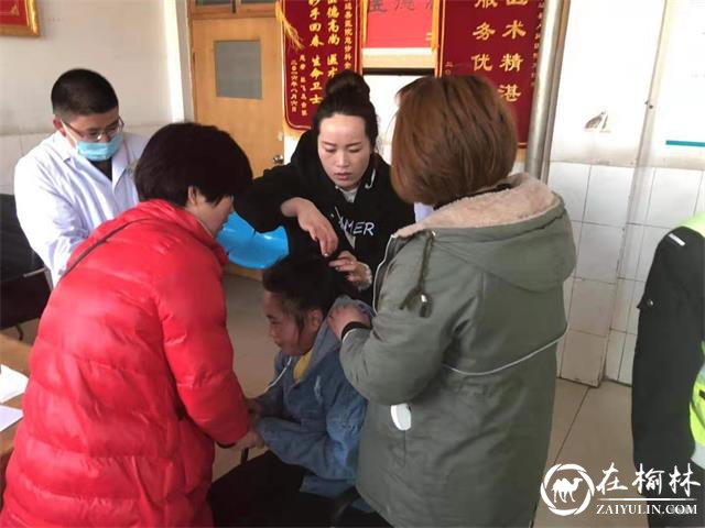 靖边：人民交警为人民 救死扶伤见真情