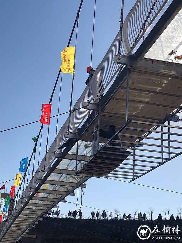 刺激！榆林首条9D玻璃栈道即将开放