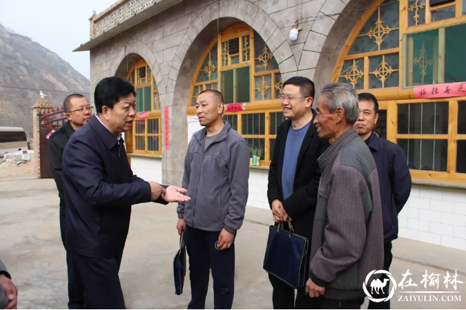 清涧县县长高明伟到东部乡镇调研扶贫工作