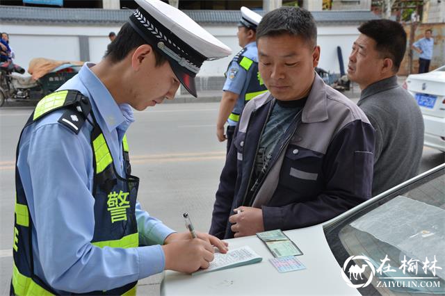 靖边交警大队集中开展三轮车违法行为专项整治行动