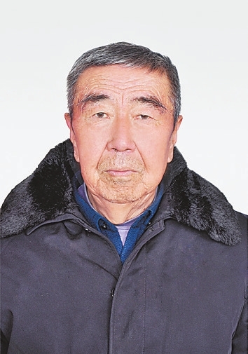 拓俊祥，男，1946年5月生，陕西横山人，中共党员，横山区工商局退休干部。