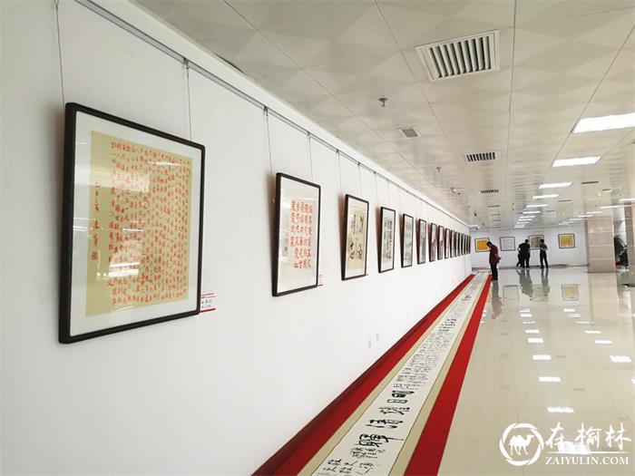 榆林市举办建军92周年书画摄影展