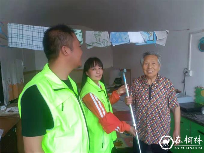 榆阳区八狮社区“院落管家”管出城市大文明