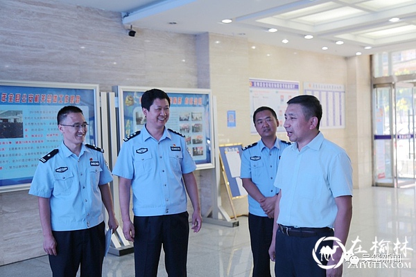 吴堡县委常委、组织部部长魏国检查指导公安工作