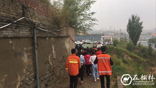 榆阳区新明楼街道八狮社区组织开展地质灾害应急演练活动