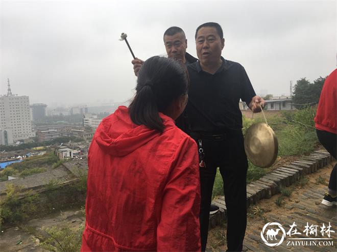 榆阳区新明楼街道八狮社区组织开展地质灾害应急演练活动