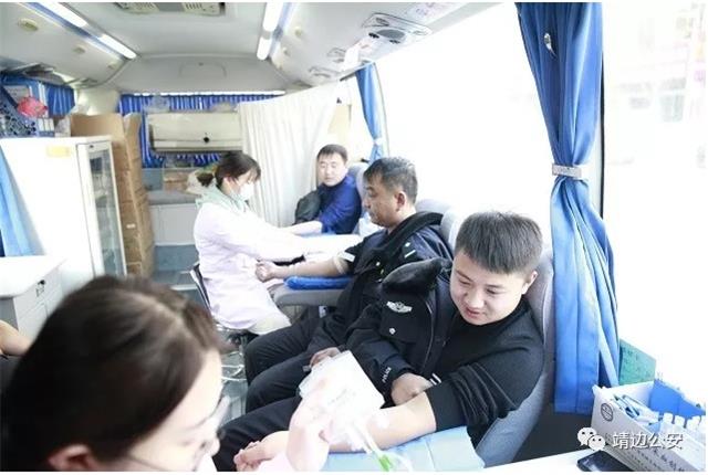 靖边公安积极组织民警参加无偿献血活动