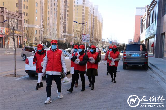平凡善举传递大爱 守望相助共抗疫情