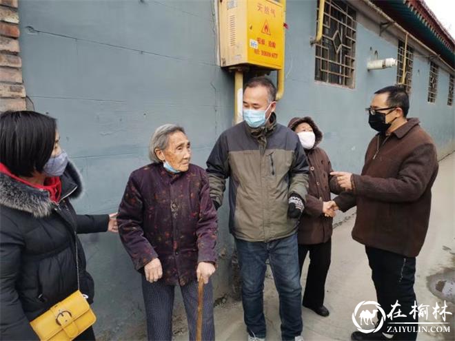 新明办：基层防疫战场上的“英勇战士”霍小龙