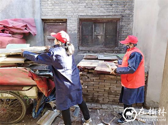 鼓楼街道城隍庙滩社区开展环境卫生整治 助力防疫阻击战