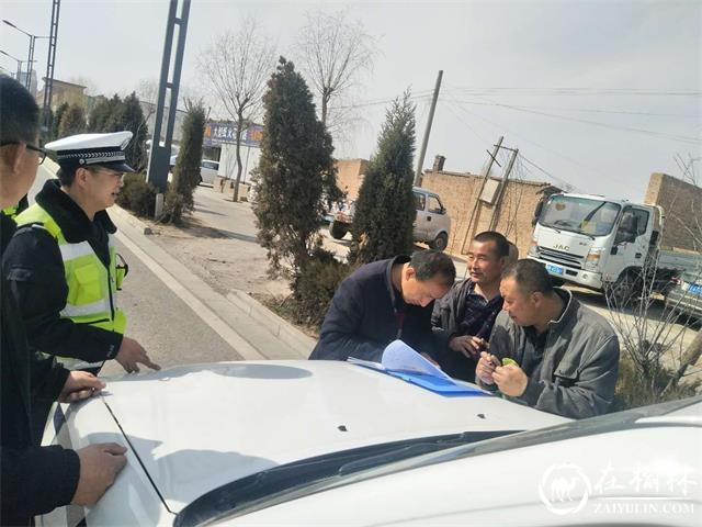 靖边交警强化疫情防控筑牢复工复产交通安全防线