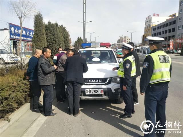 靖边交警强化疫情防控筑牢复工复产交通安全防线