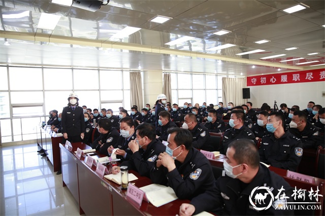 靖边县公安局基层送教练精兵走进交警大队