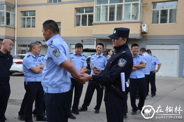 靖边县公安局交警大队组织全体民辅警开展警务实战大练兵活动