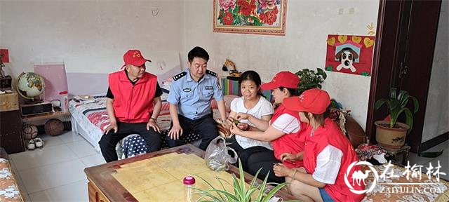 兴中路社区半边天港湾开展“端午粽飘香 共叙姐妹情”主题活动