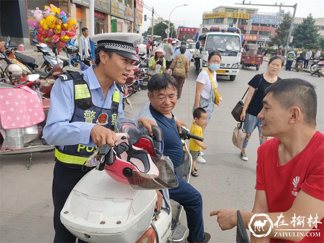 靖边交警重拳打击不戴头盔、不系安全带违法行为